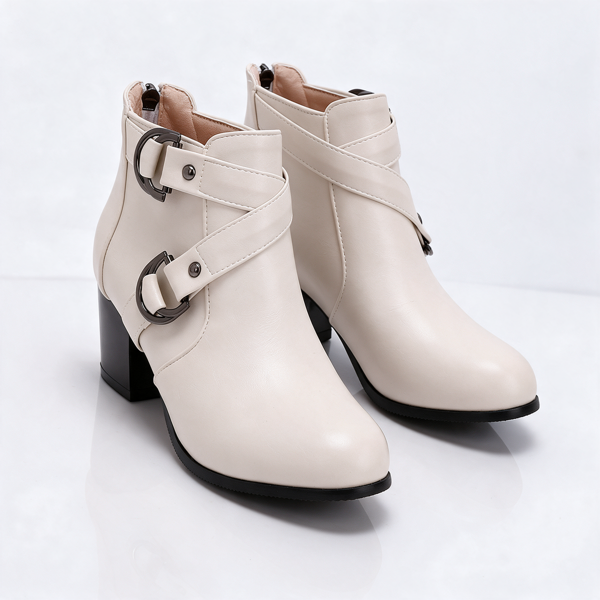 Kensington クロスストラップ ブーツ